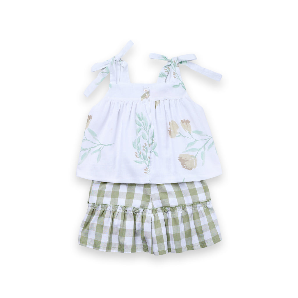Conjunto Infantil Mix Estampas Blusa e Short Saia Xadrez